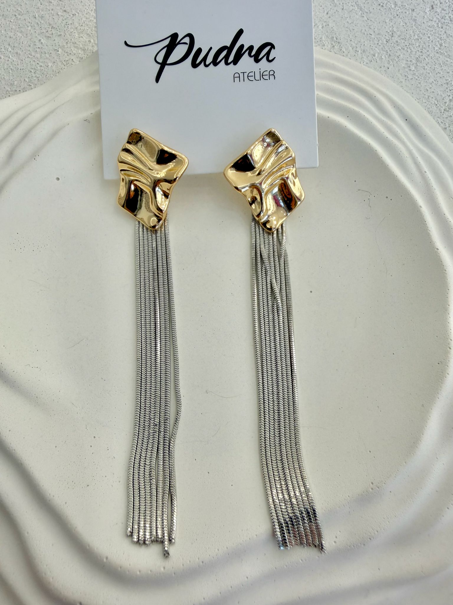 Marka Muadil Gold Silver Sallantılı Küpe - Görsel 3