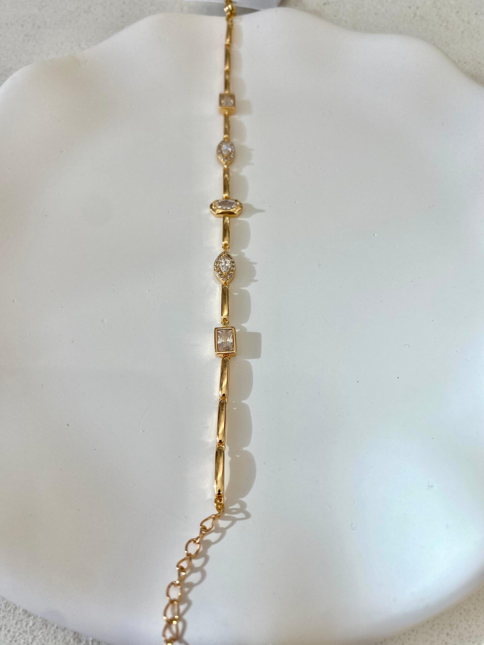 Xuping 14k Rose Gold Geometrik Taşlı Bileklik - Görsel 3