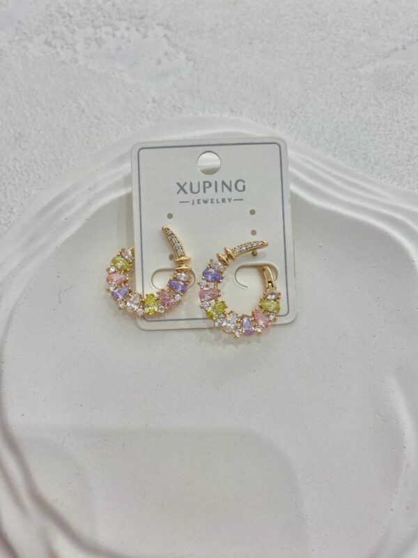 Xuping Renkli Taşlı Sarmal Rose Gold Çelik Küpe