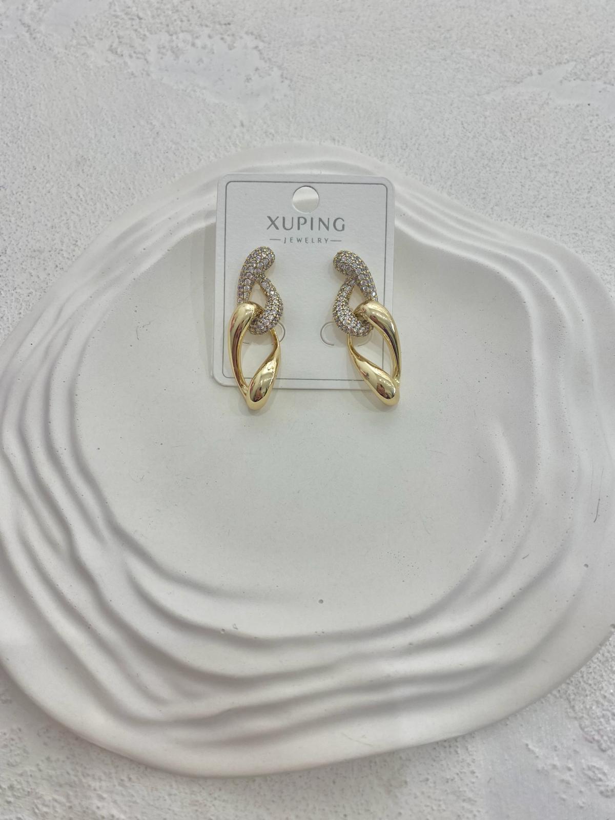 Xuping Taşlı Burgu Model Çelik Küpe