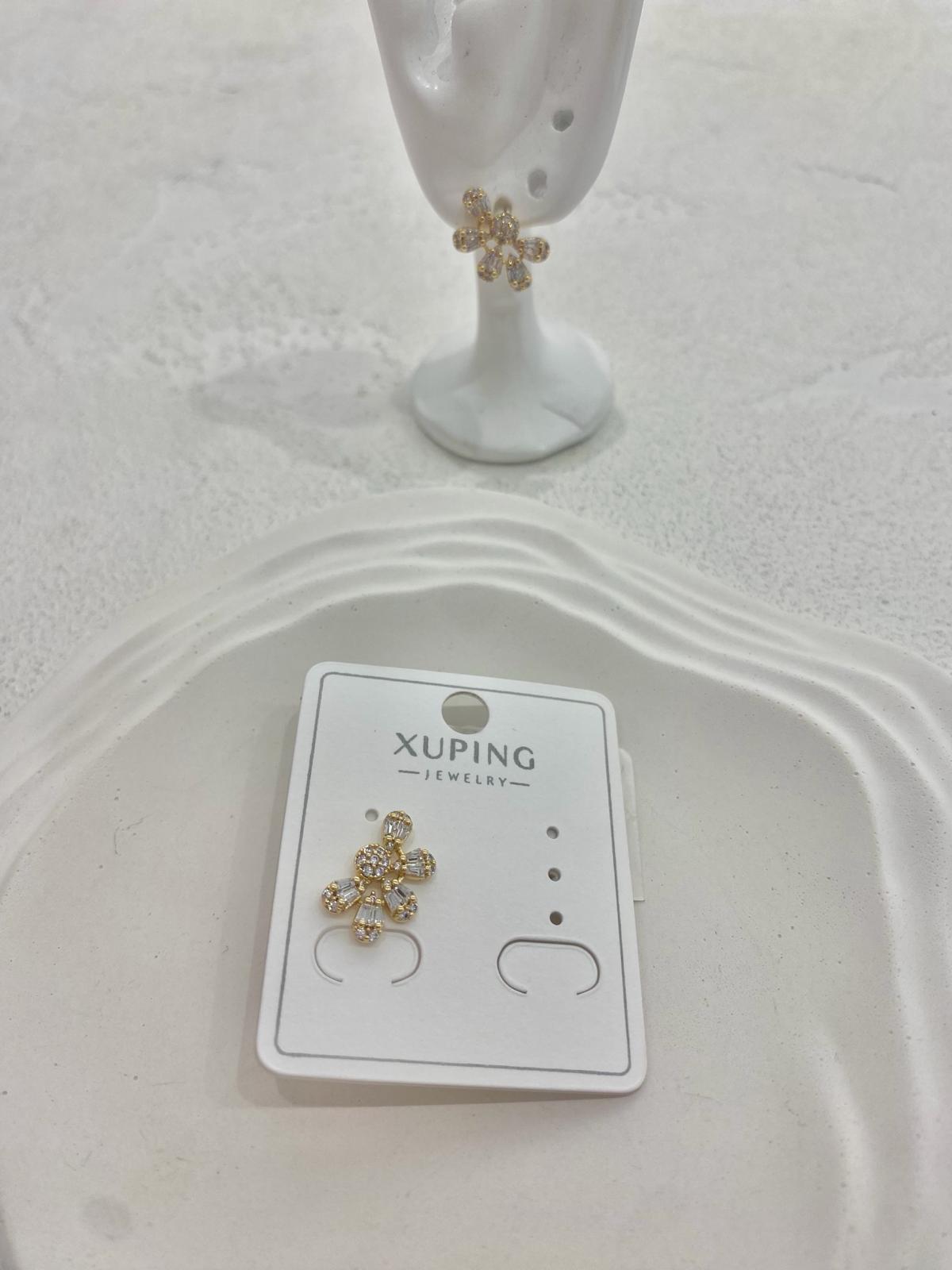 Xuping Taşlı Yarım Çiçek Model Çelik Küpe - Görsel 3